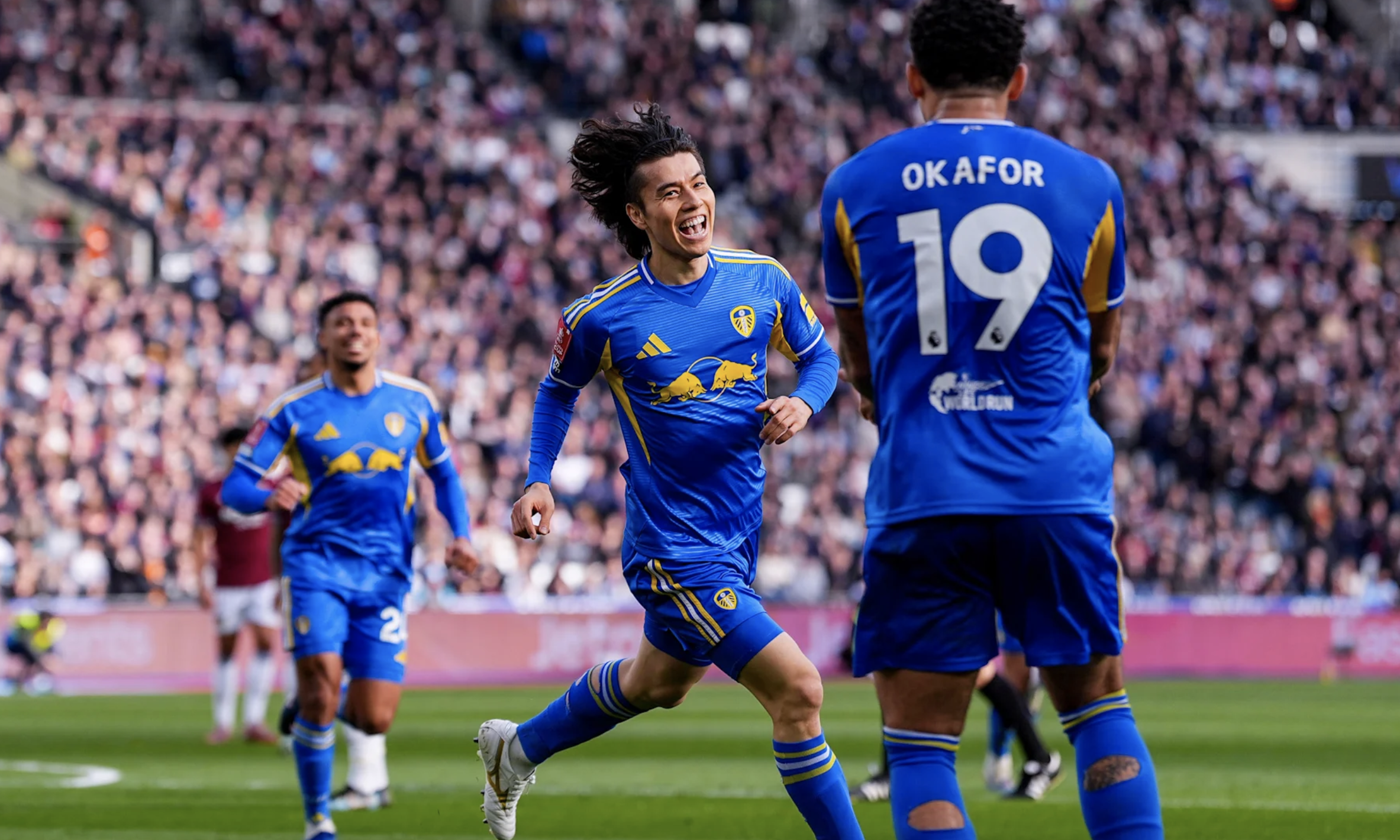 "Đấu súng" nghẹt thở, Leeds United vào bán kết FA Cup chờ chiến Chelsea - Ảnh 3.