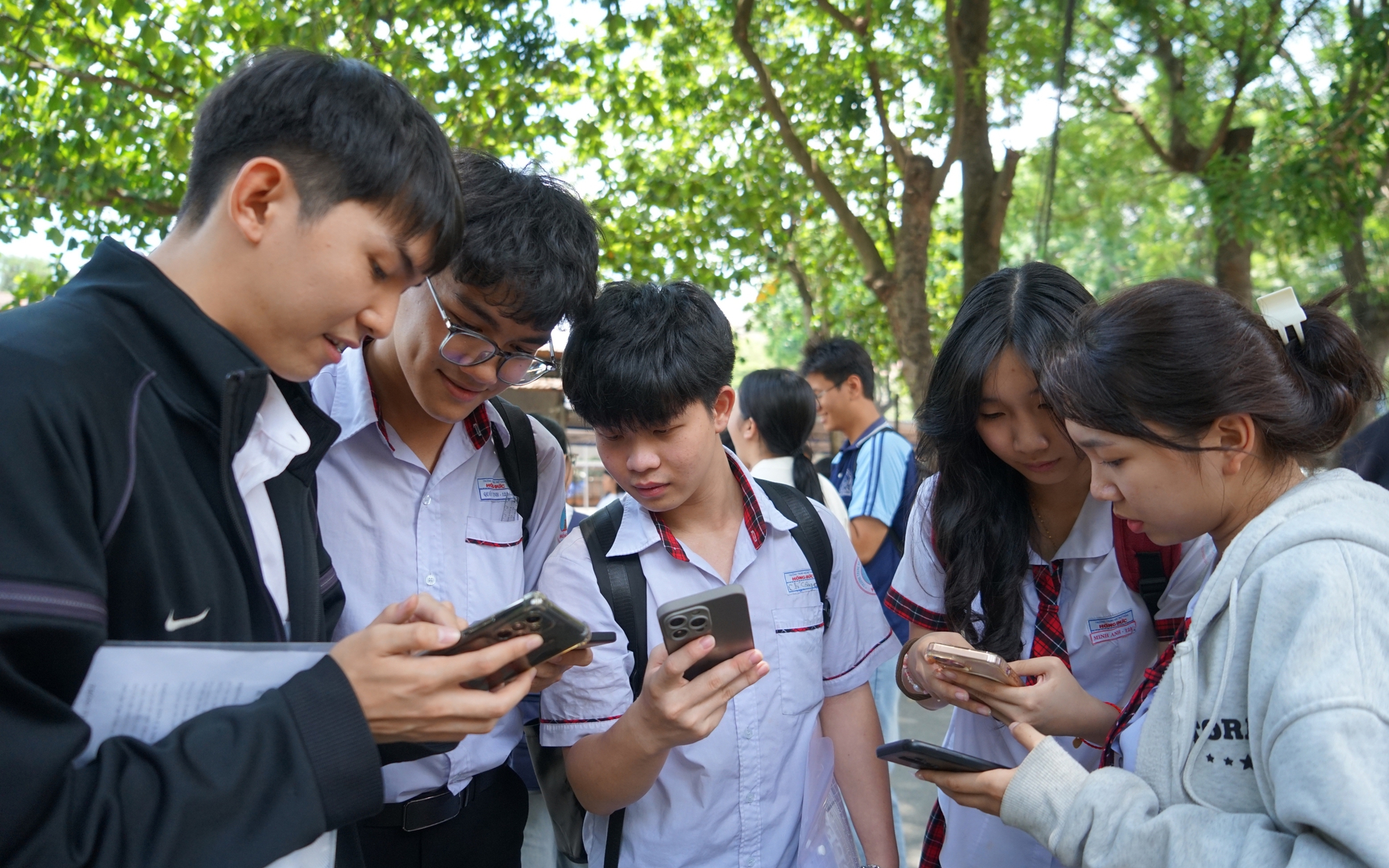 Thi đánh giá năng lực đợt 1: Thí sinh than khó, quyết tâm "phục thù" ở đợt 2