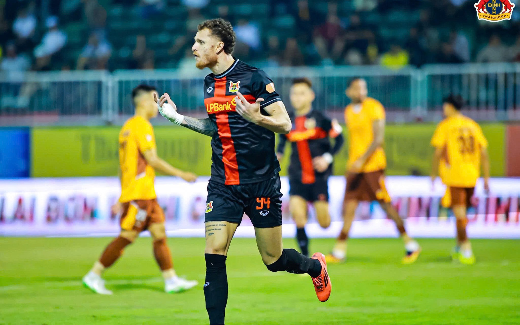 Vòng 17 V-League: Ninh Bình trở lại, Thanh Hóa vùng dậy mạnh mẽ