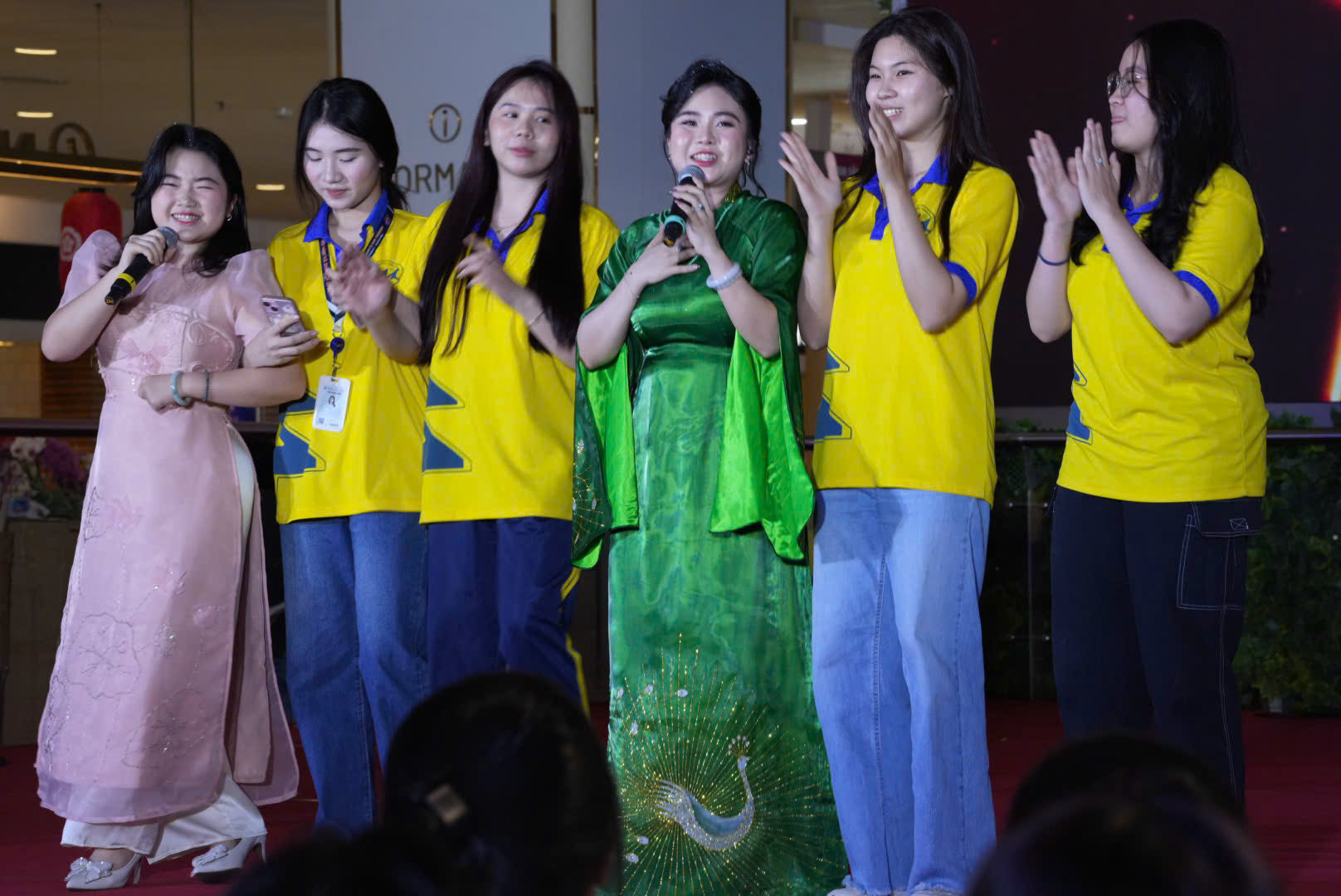 Lady Phương Thùy cùng dàn nghệ sĩ khép lại Lễ hội "Tôn vinh cà phê - trà Việt" lần thứ 4 - Ảnh 3.