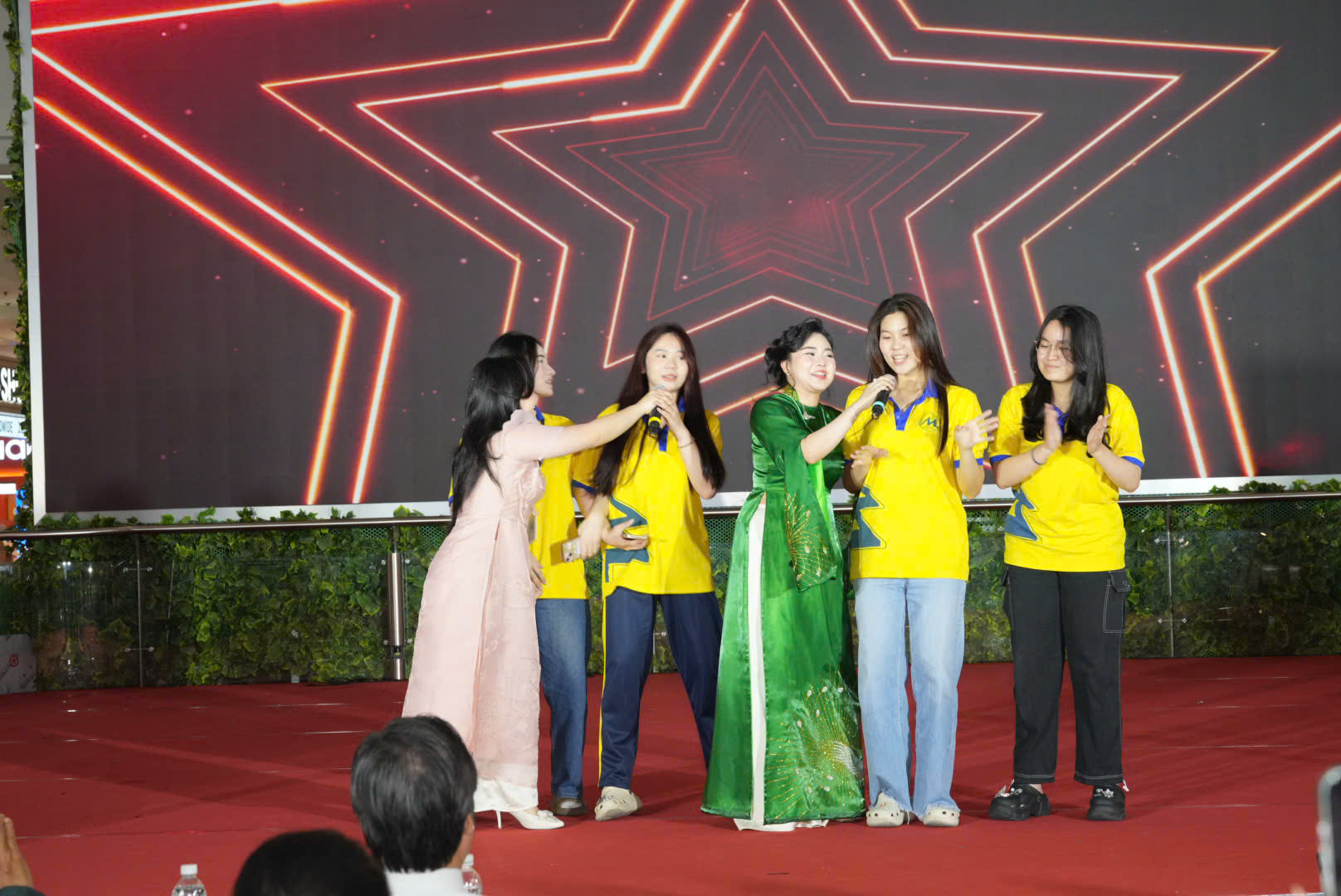 Lady Phương Thùy cùng dàn nghệ sĩ khép lại Lễ hội "Tôn vinh cà phê - trà Việt" lần thứ 4 - Ảnh 5.