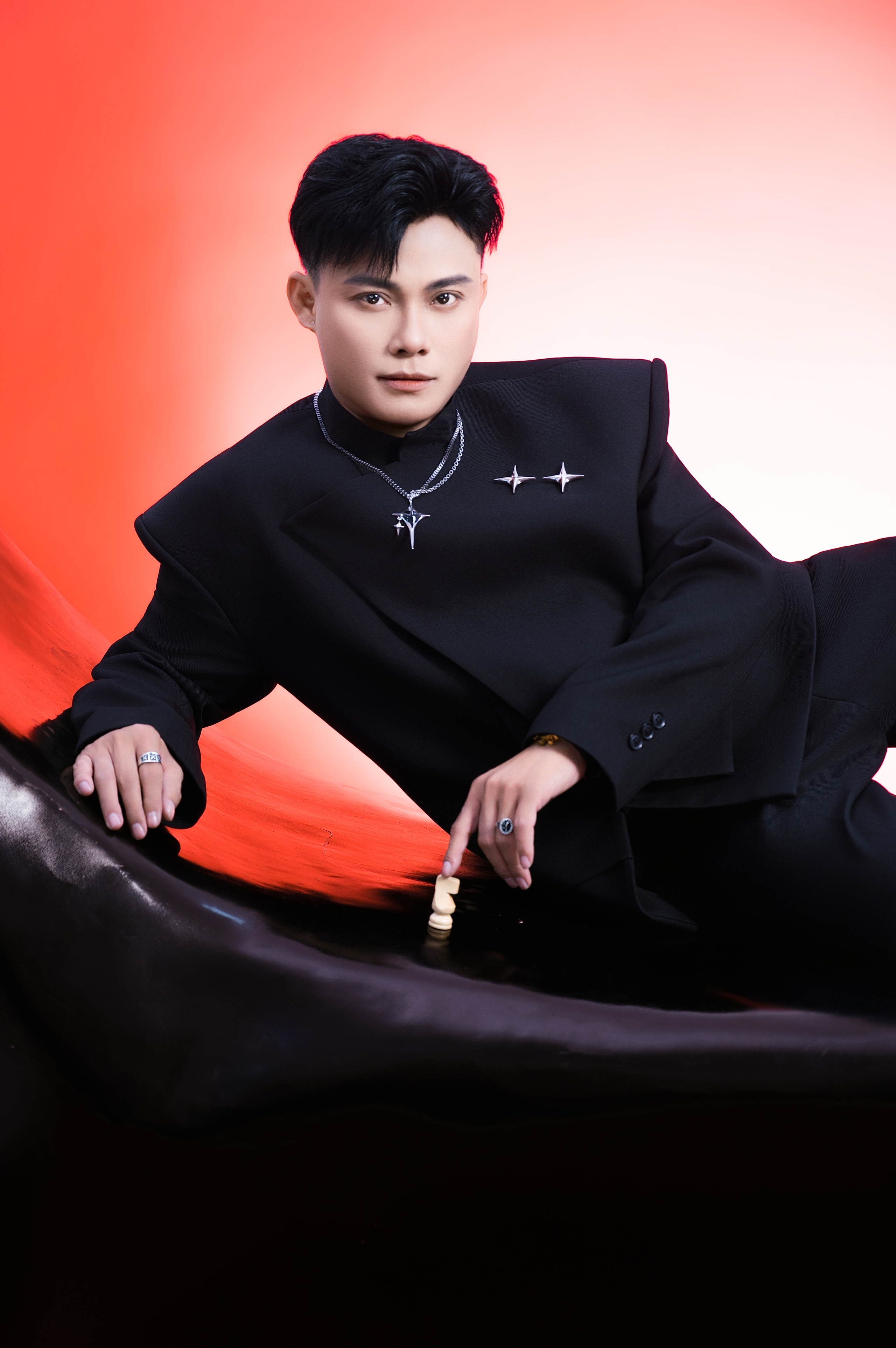 Biên đạo múa Vĩnh Khương khoe vẻ đẹp "chàng thơ" - Ảnh 6.