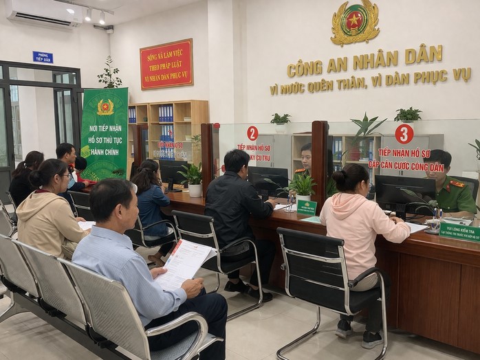 C&ocirc;ng an TPHCM cảnh b&aacute;o 3 chi&ecirc;u lừa đảo phổ biến người d&acirc;n cần biết trong năm 2026 - Ảnh 1.