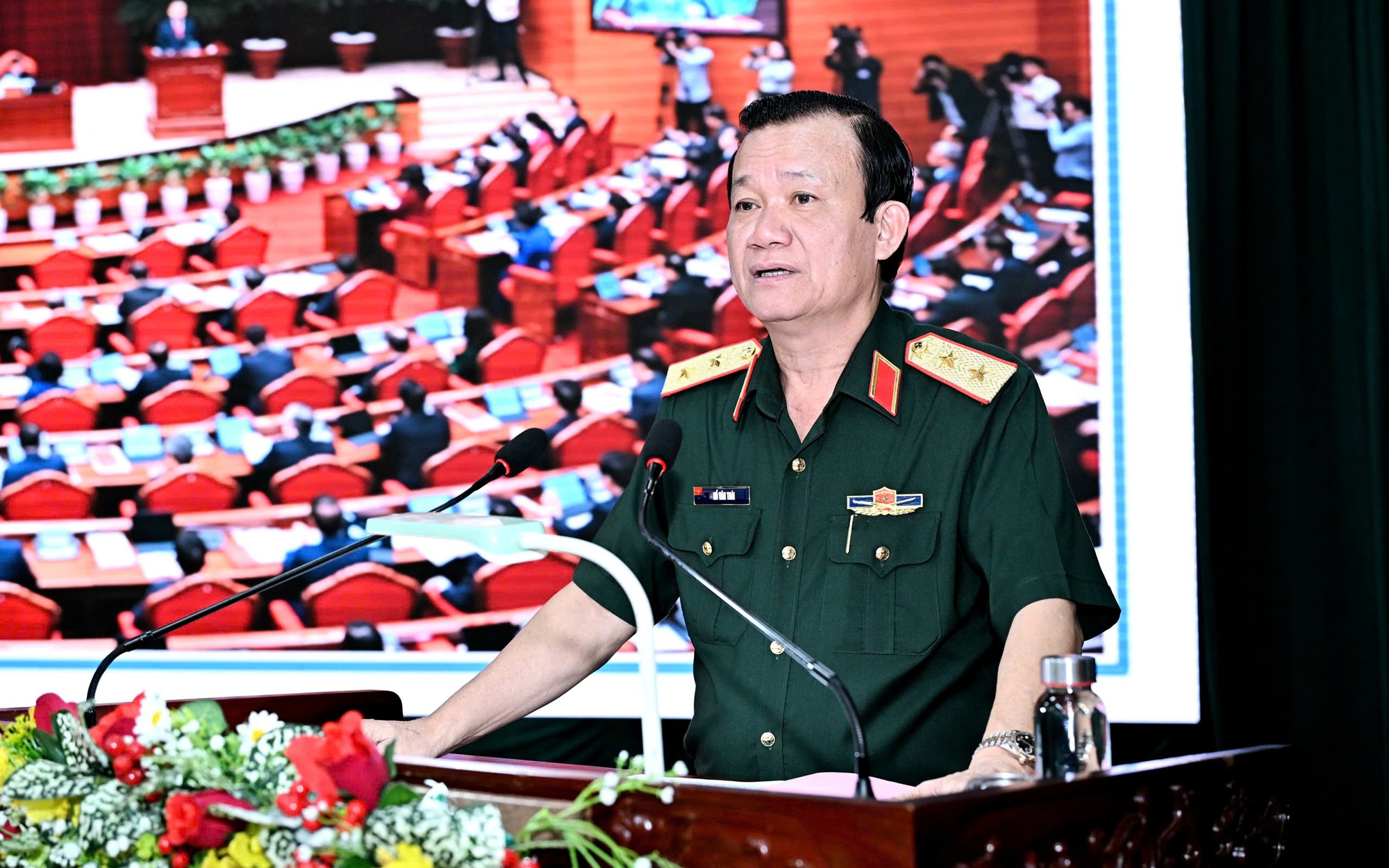 Quân khu 9 thông báo nhanh kết quả Hội nghị lần thứ 2 Ban Chấp hành Trung ương khóa XIV