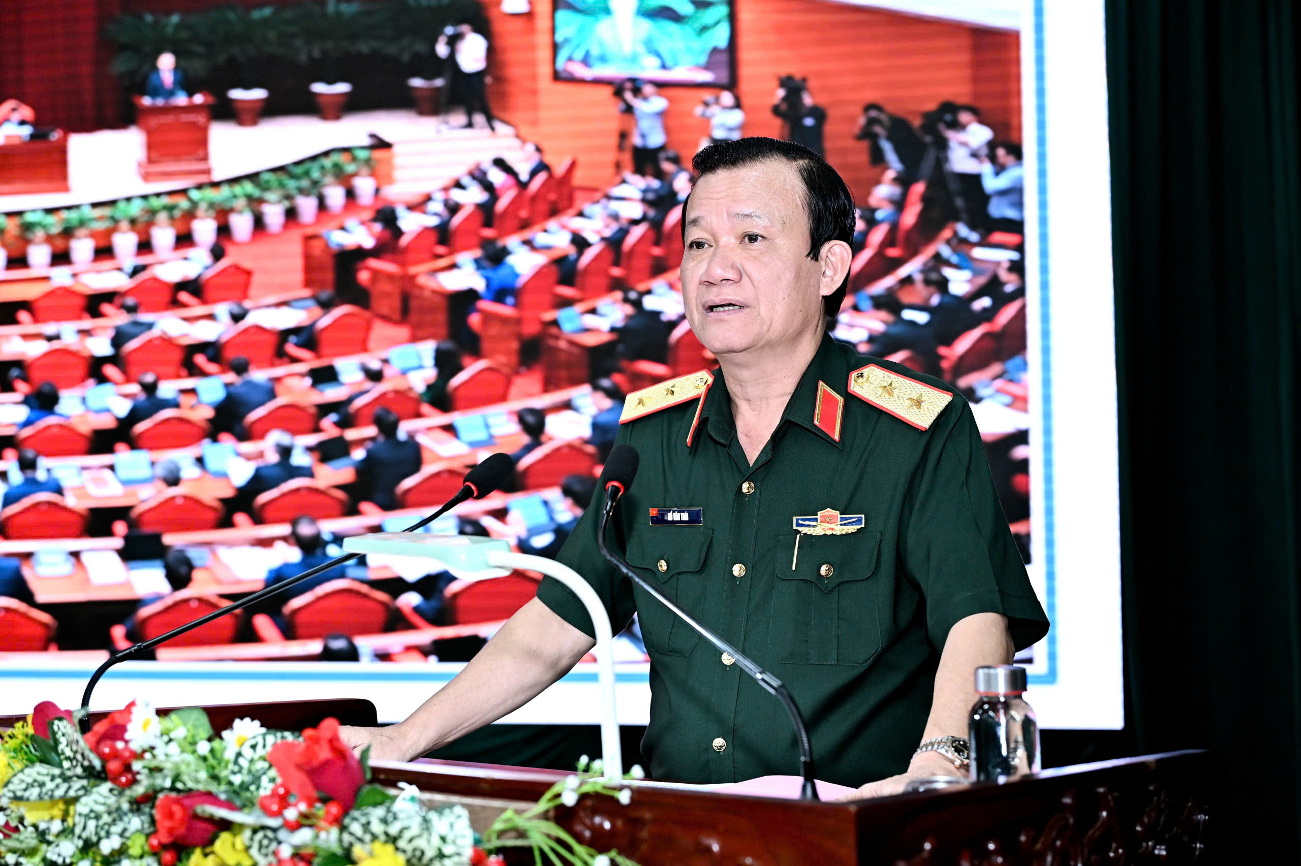 Qu&acirc;n khu 9 th&ocirc;ng b&aacute;o kết quả Hội nghị lần thứ 2 Ban Chấp h&agrave;nh Trung ương Đảng 2026 - Ảnh 3.