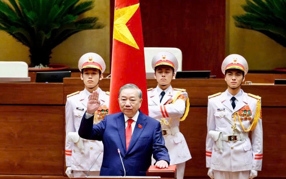 Việt Nam viết tiếp những chương mới rực rỡ