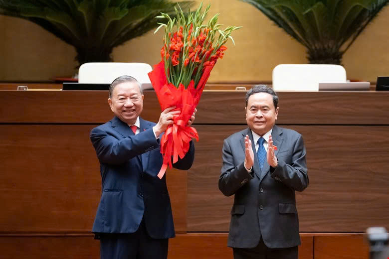 Tổng B&iacute; thư, Chủ tịch nước T&ocirc; L&acirc;m: N&acirc;ng cao mọi mặt đời sống nh&acirc;n d&acirc;n - Ảnh 3.