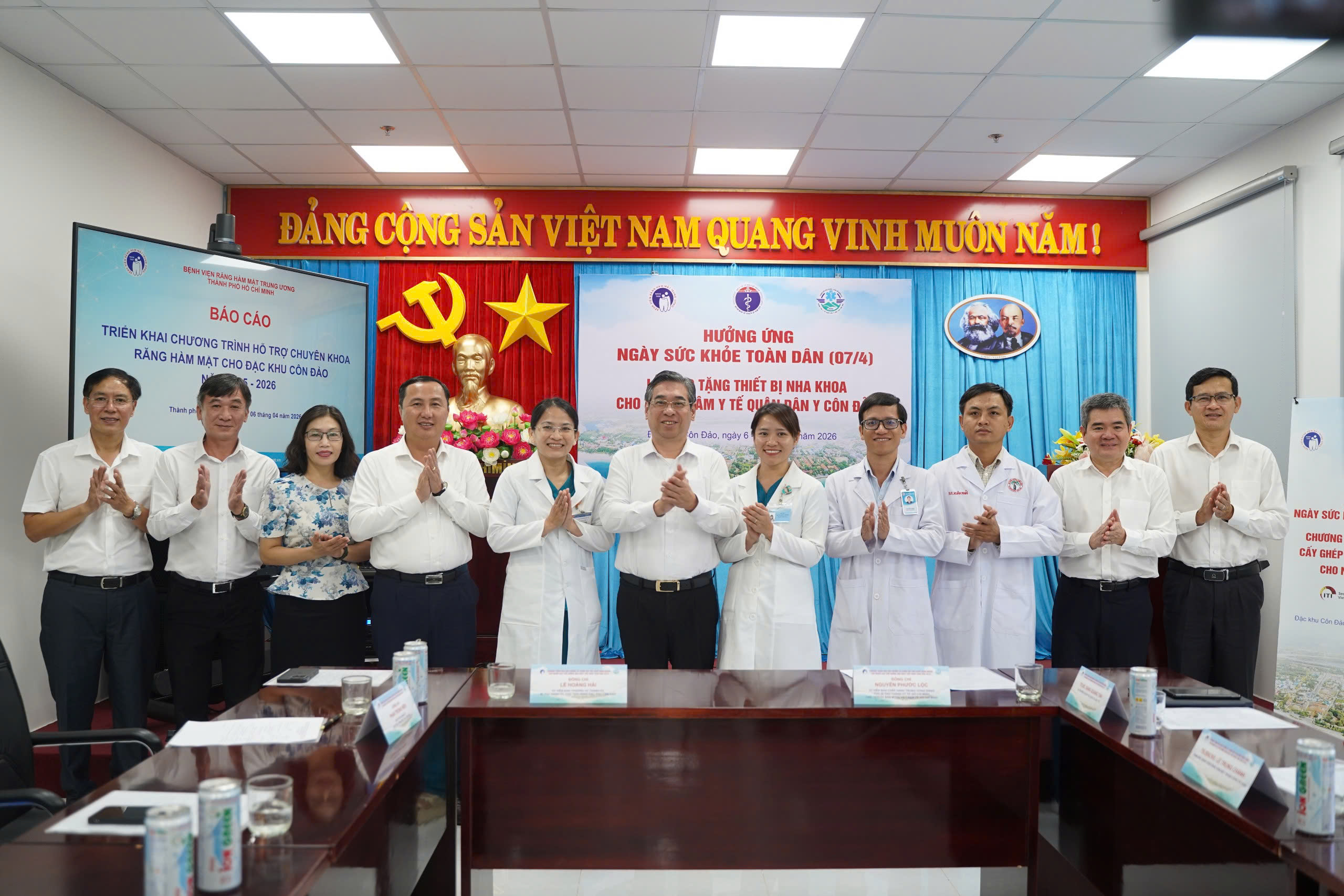 L&atilde;nh đạo TP HCM dự lễ hưởng ứng Ng&agrave;y Sức khỏe To&agrave;n d&acirc;n tại C&ocirc;n Đảo - Ảnh 2.