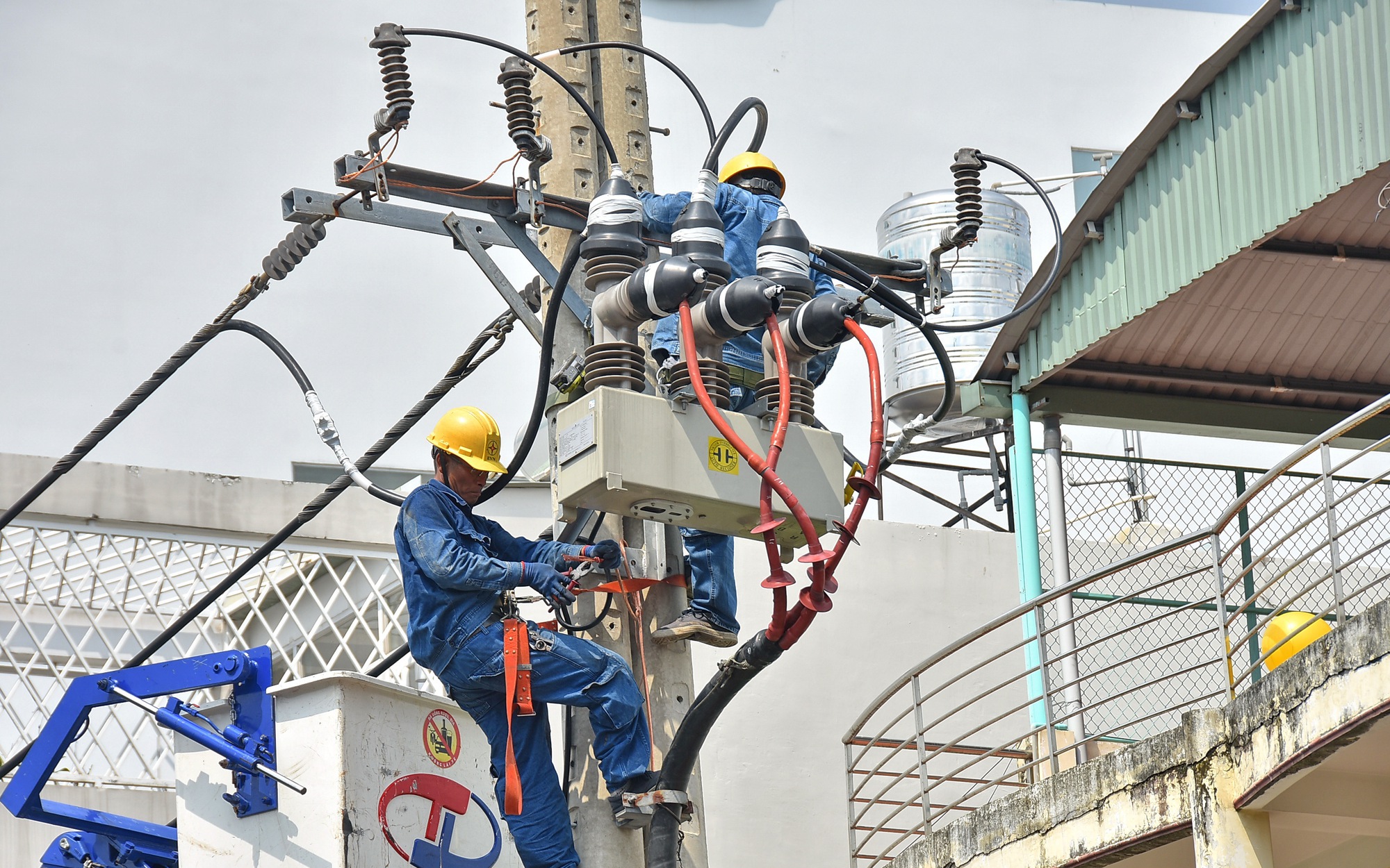 Đề xuất thay đổi khung giờ "cao điểm", "thấp điểm" tính giá điện