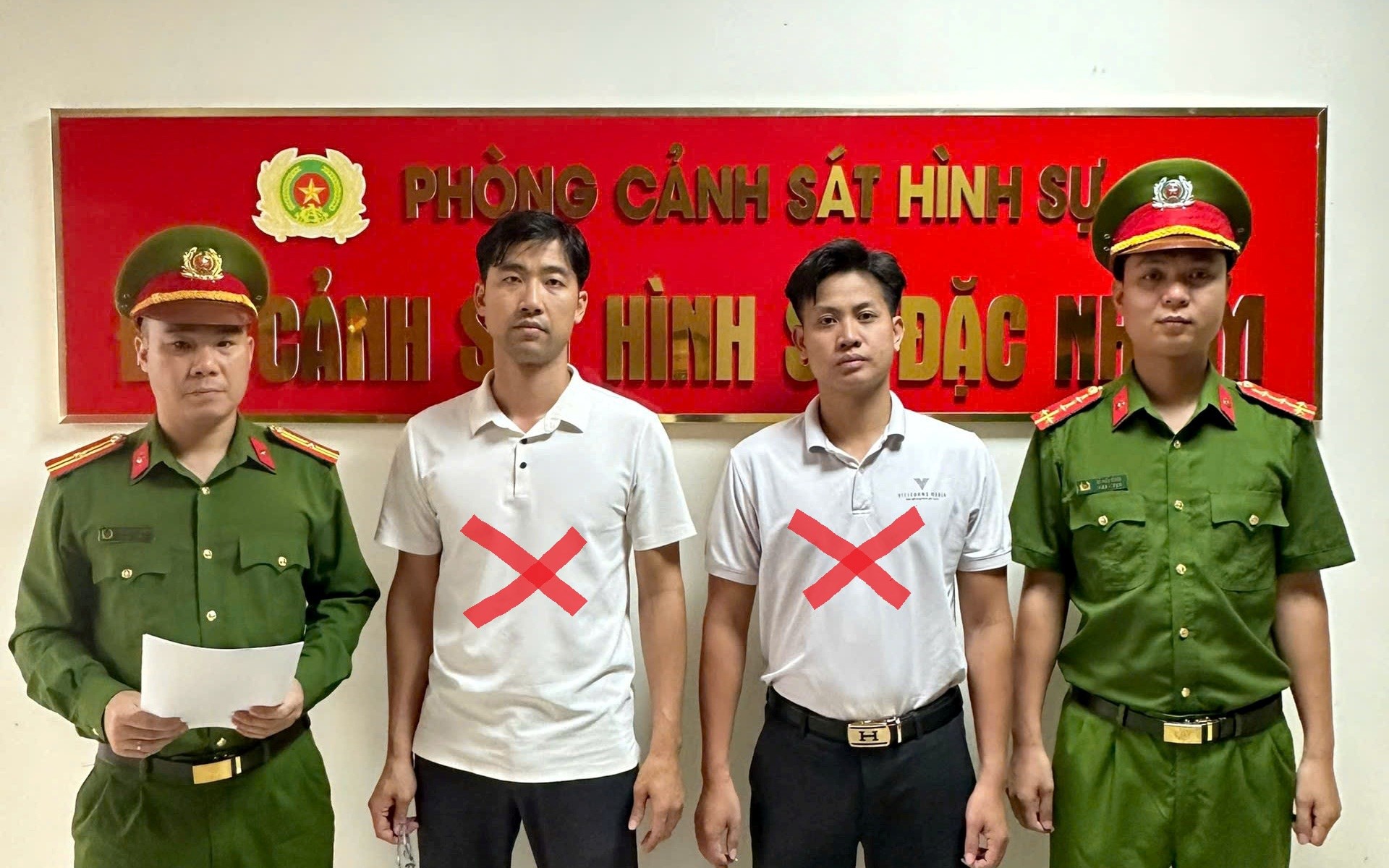 Bắt giám đốc, phó giám đốc một công ty truyền thông và sự kiện