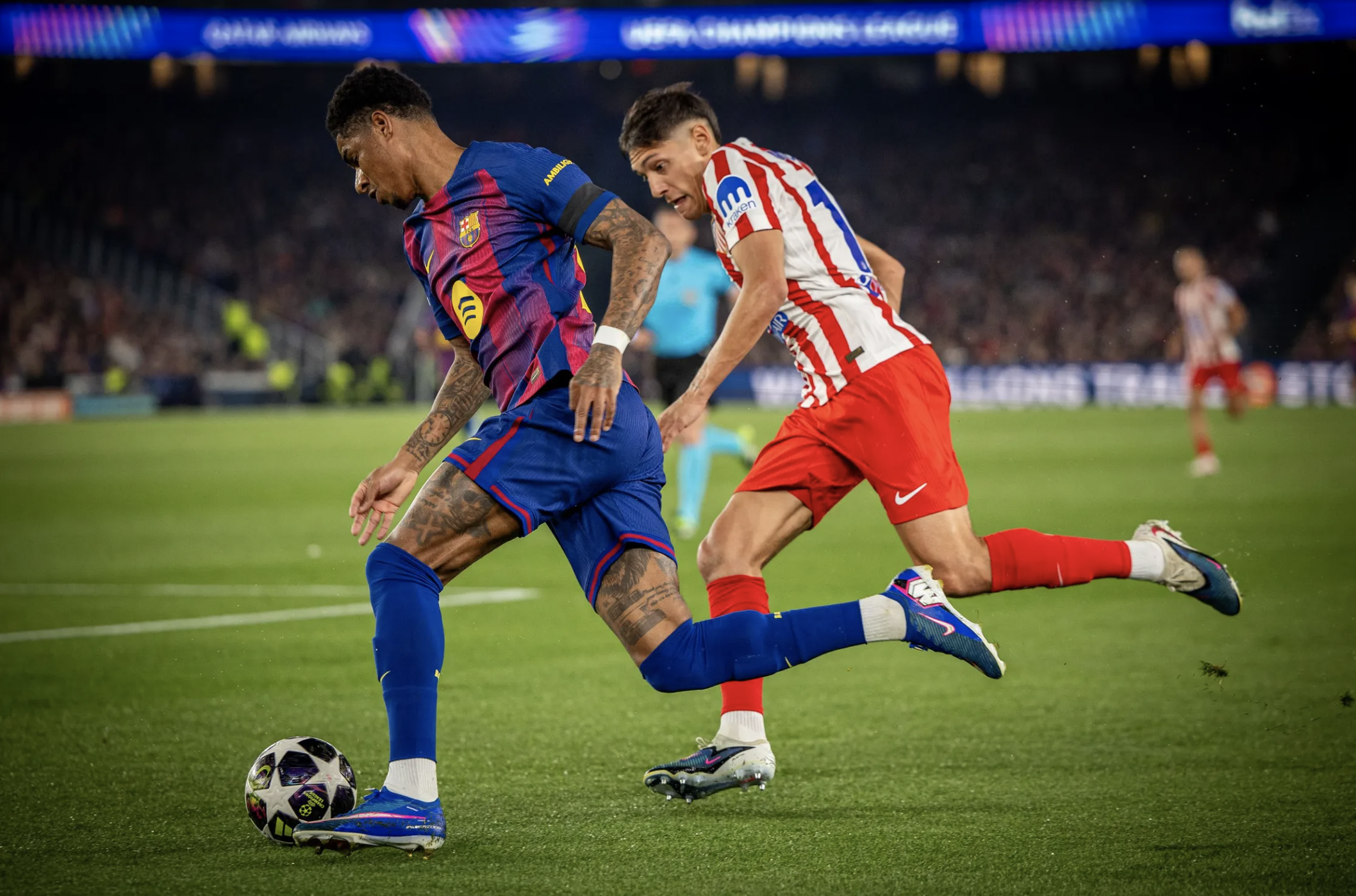 Barcelona thua sốc s&acirc;n nh&agrave;, Atletico Madrid mơ v&eacute; b&aacute;n kết Champions League - Ảnh 1.