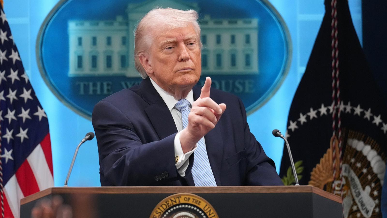 Tổng thống Donald Trump tuyên bố Mỹ và Iran sẽ "hợp tác chặt chẽ" - Ảnh 1.