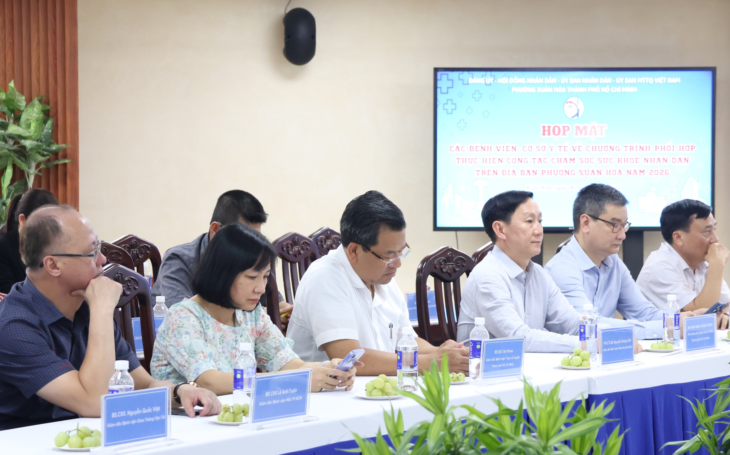 TPHCM: Người dân phường Xuân Hòa được chăm sóc sức khỏe tận nhà, lập hồ sơ điện tử - Ảnh 4.