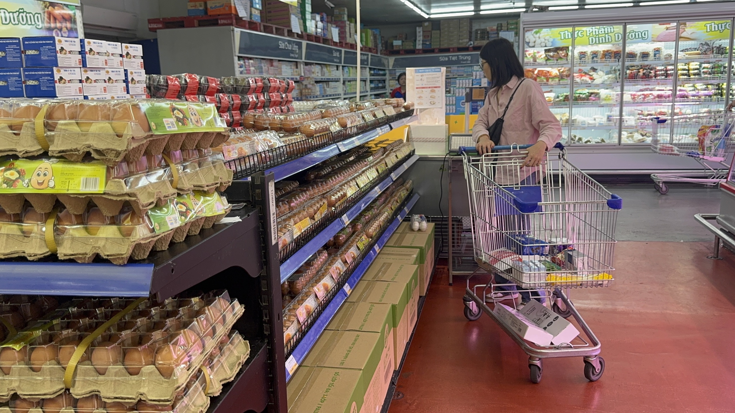Gi&aacute; rau củ v&agrave; trứng tăng cao tại chợ lẻ v&agrave; si&ecirc;u thị năm 2026 - Ảnh 5.