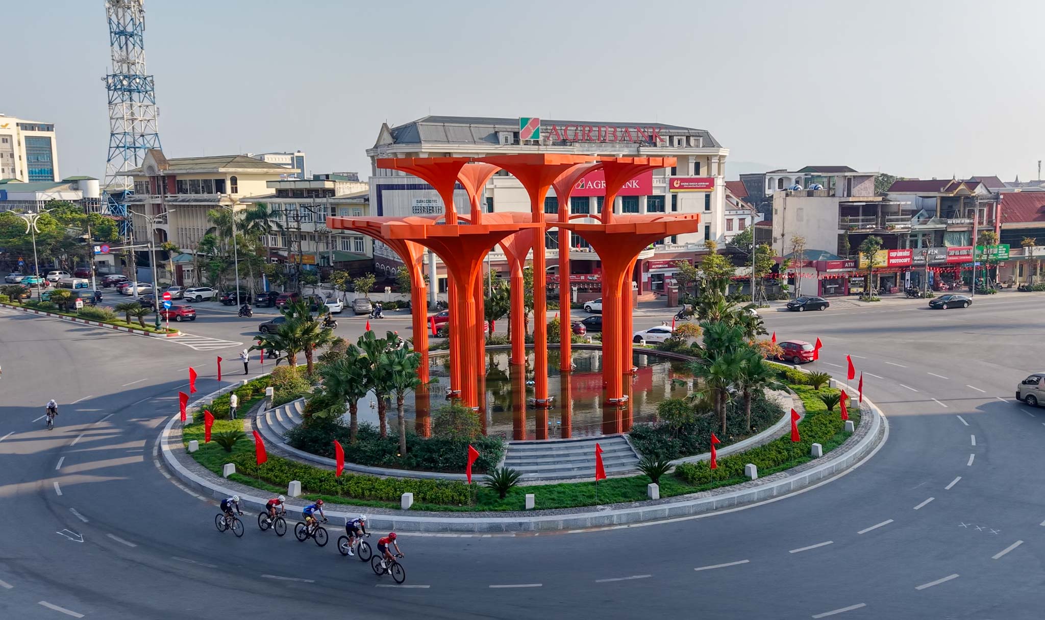 Chặng 7 cuộc đua xe đạp C&uacute;p truyền h&igrave;nh TP HCM 2026: Đặng Th&agrave;nh Được tạm giữ &Aacute;o chấm đỏ  - Ảnh 4.