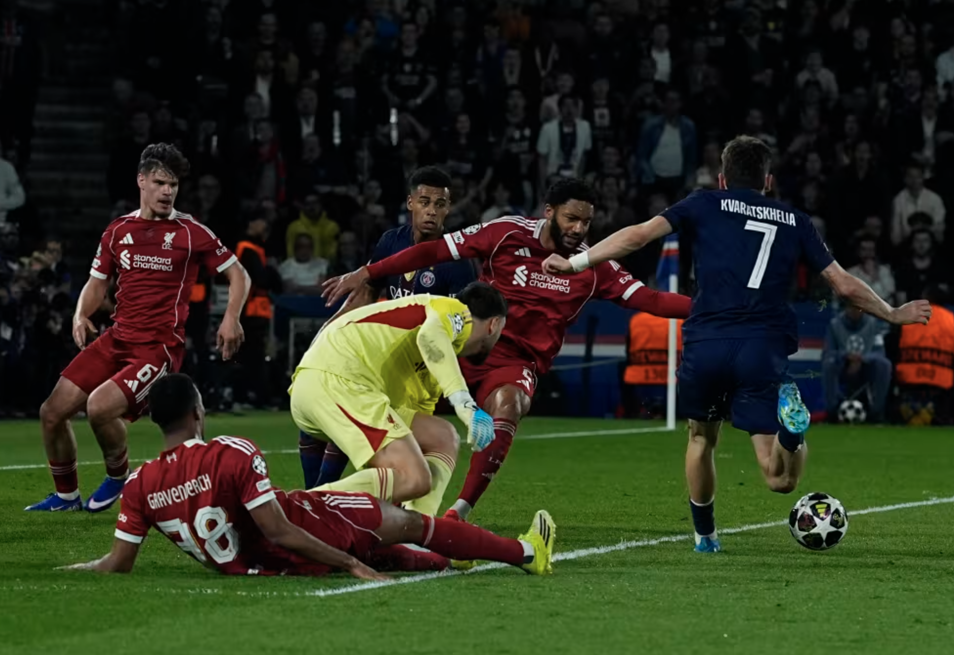 PSG áp đảo toàn diện, Liverpool gây thất vọng não nề - Ảnh 1.