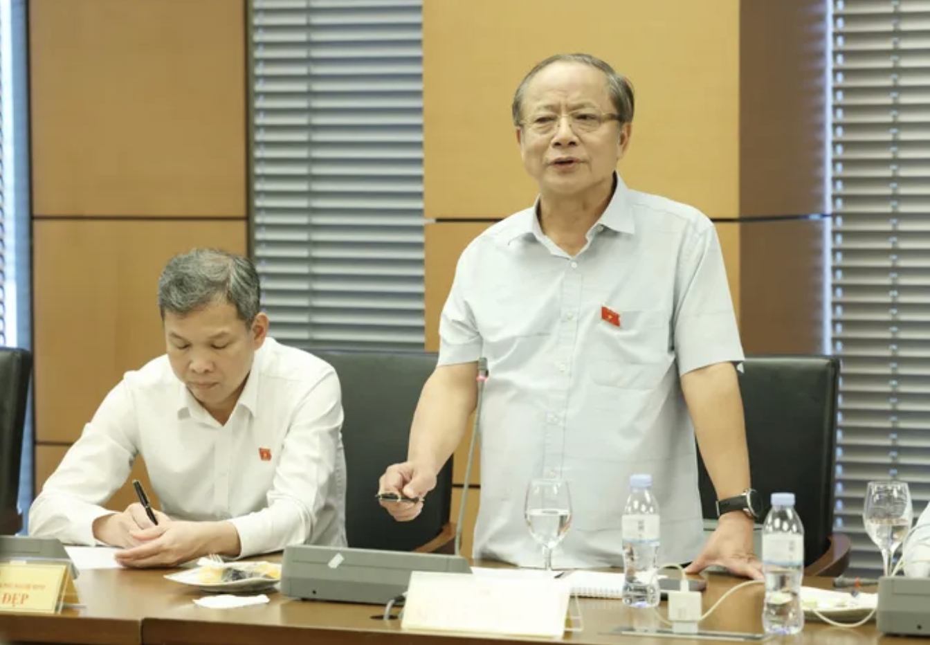 Đề xuất nộp thuế m&ocirc;n b&agrave;i cho hộ kinh doanh 500 triệu đến 5 tỷ đồng năm 2026 - Ảnh 1.