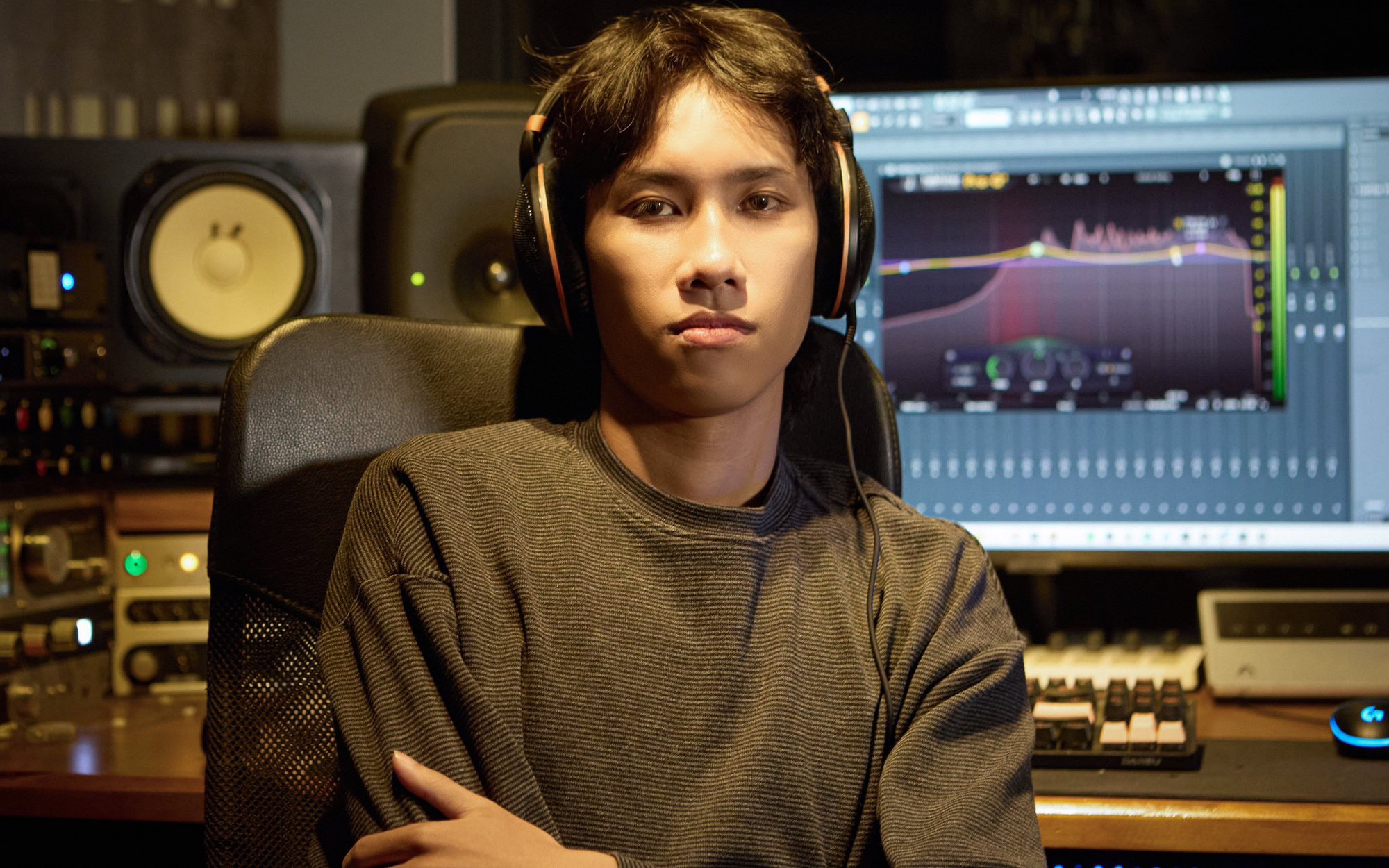 Producer Hoaprox: "Tôi chọn khác biệt - vì đó là cách duy nhất để tồn tại"