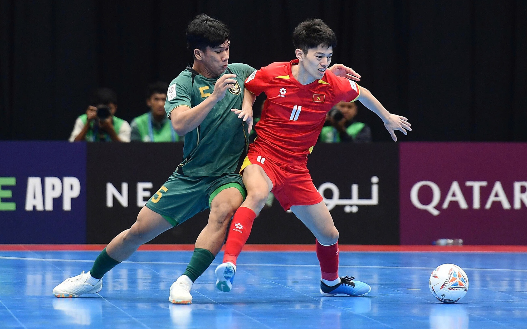 Futsal Việt Nam thua s&aacute;t n&uacute;t Indonesia, tranh HCĐ Đ&ocirc;ng Nam &Aacute; - Ảnh 2.