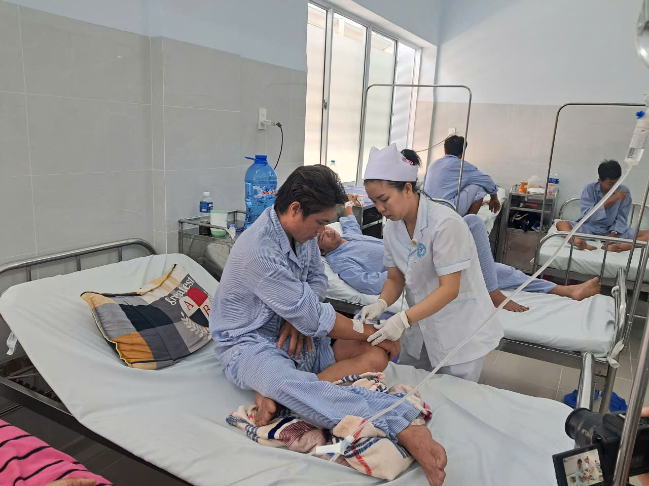 Xe lao xuống vực 4 người tử vong: T&agrave;i xế chạy tuyến mới v&agrave;i ng&agrave;y trước khi tai nạn thảm khốc - Ảnh 1.