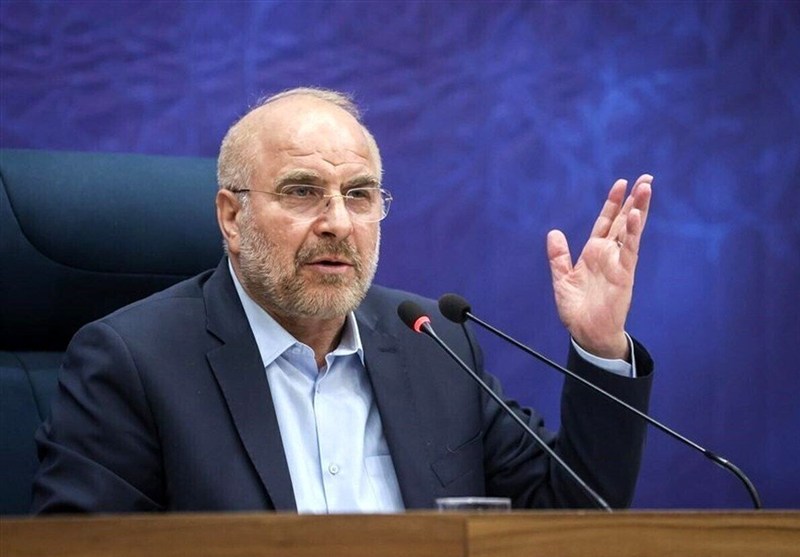 Chủ tịch Quốc hội Iran chế giễu tổng thống Mỹ, tuyên bố chiến dịch Hormuz thất bại - Ảnh 1.