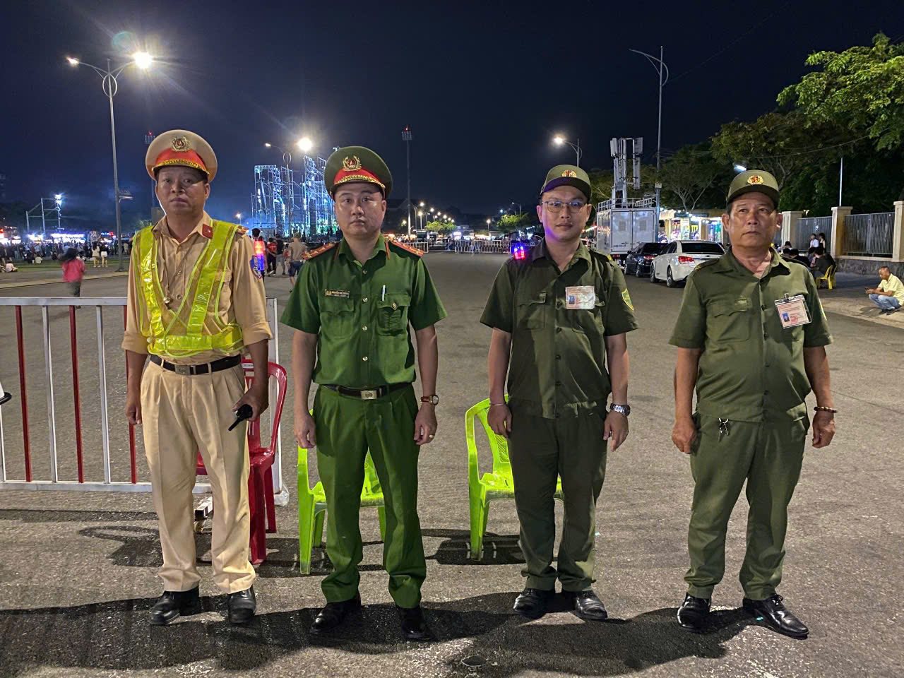 Công an TPHCM đảm bảo an ninh trật tự dịp Lễ 30/4 - Ảnh 5.