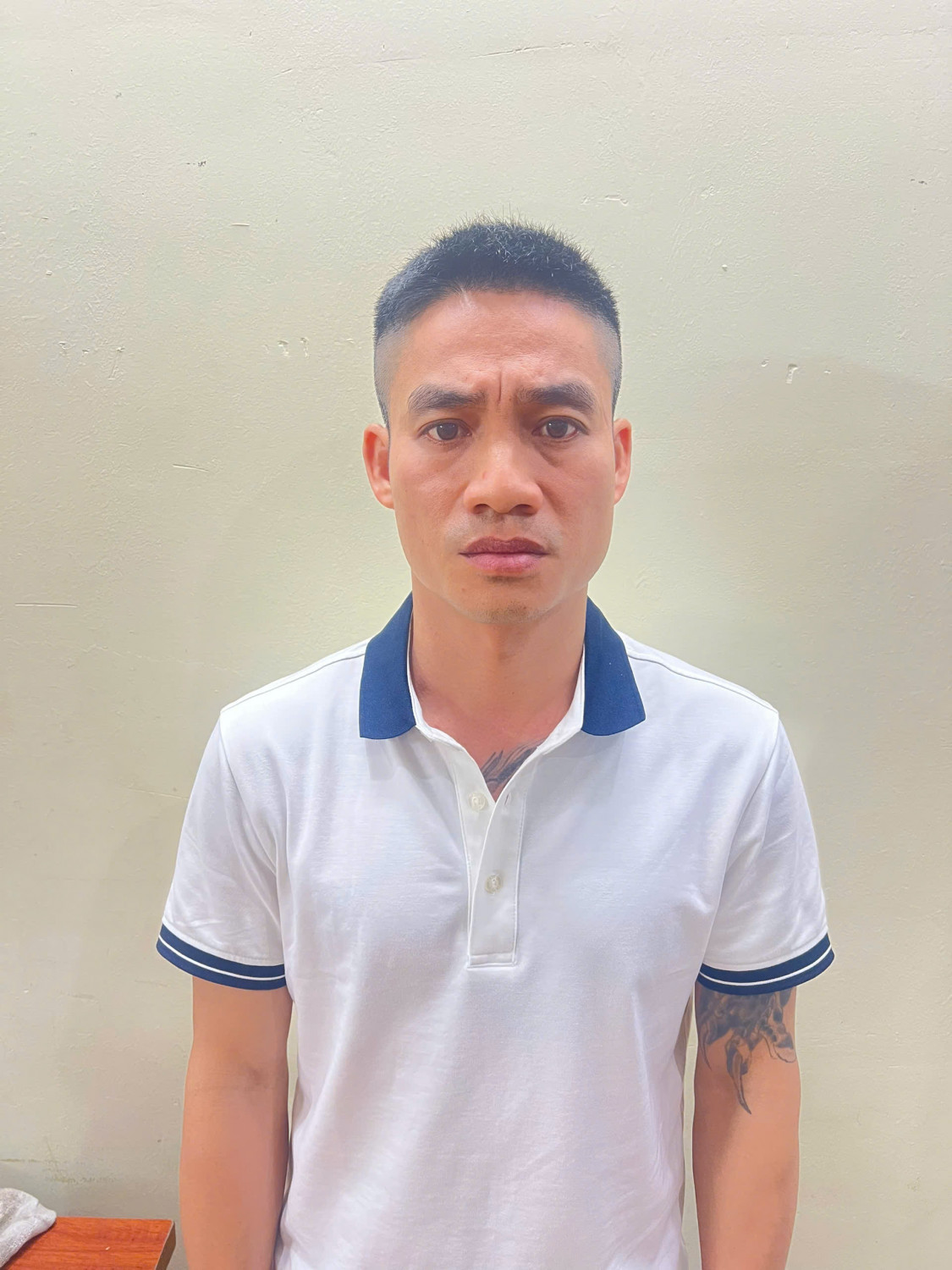 Bắt giữ đối tượng Đỗ Ngọc Ninh cho vay lãi nặng tại Quảng Ninh - Ảnh 1.