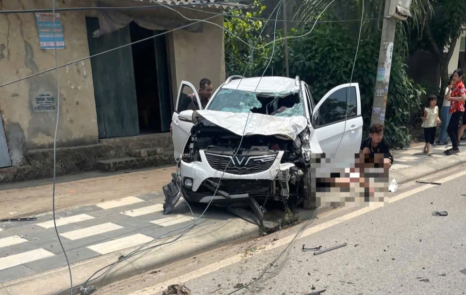 Tai nạn giao th&ocirc;ng nghi&ecirc;m trọng tại Hải Ph&ograve;ng khiến 3 người thương vong - Ảnh 2.