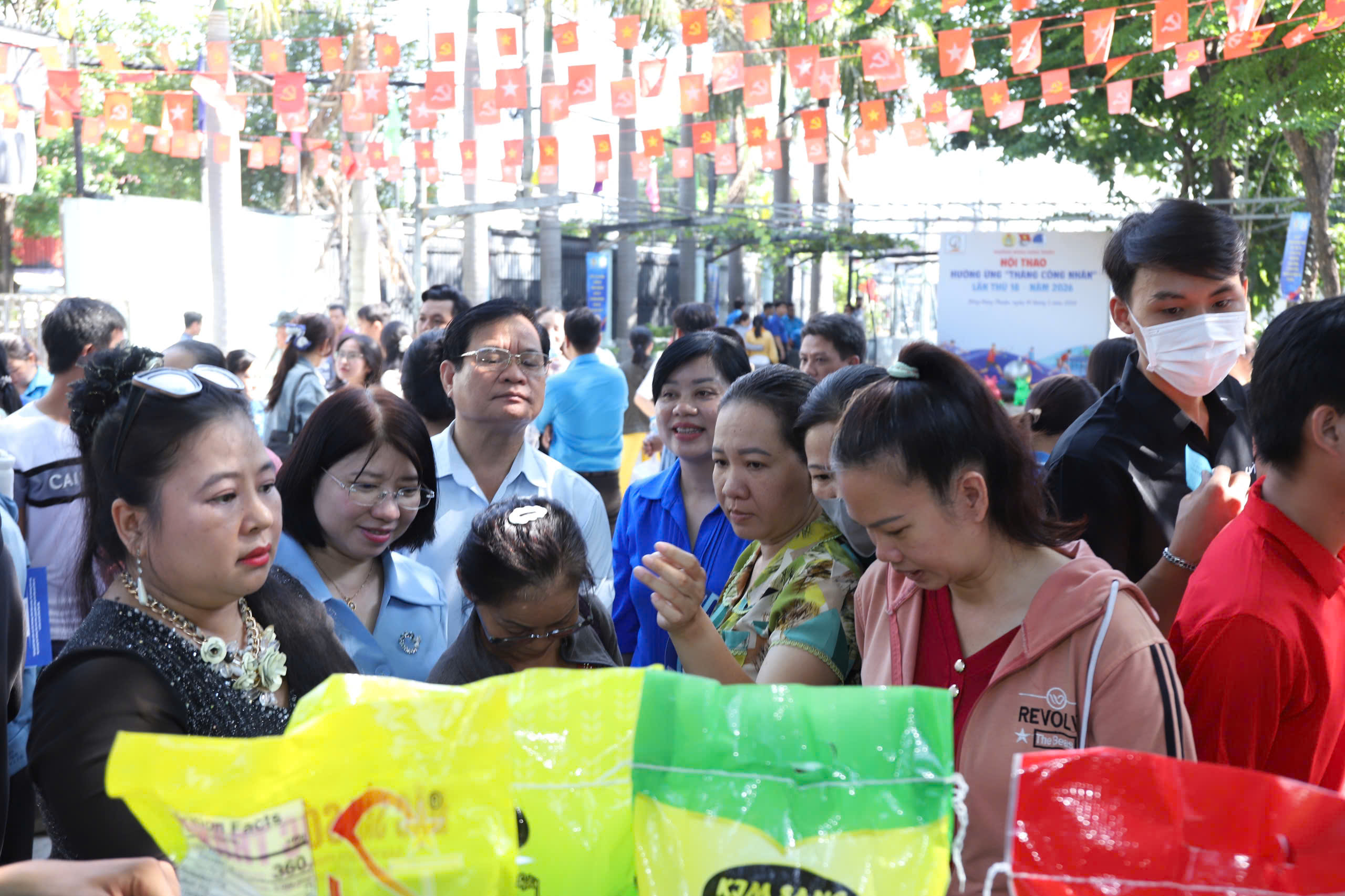 Công đoàn phường Đông Hưng Thuận: Đẩy mạnh phong trào "Mỗi đoàn viên - Một sáng kiến" - Ảnh 4.
