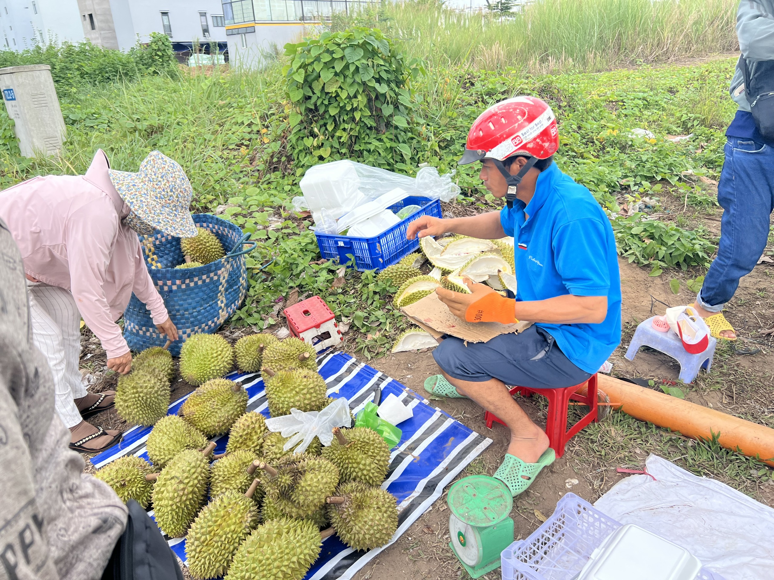 VIDEO: Con đường "thơm nức" nhất Cần Thơ hút người mua suốt ngày - Ảnh 7.