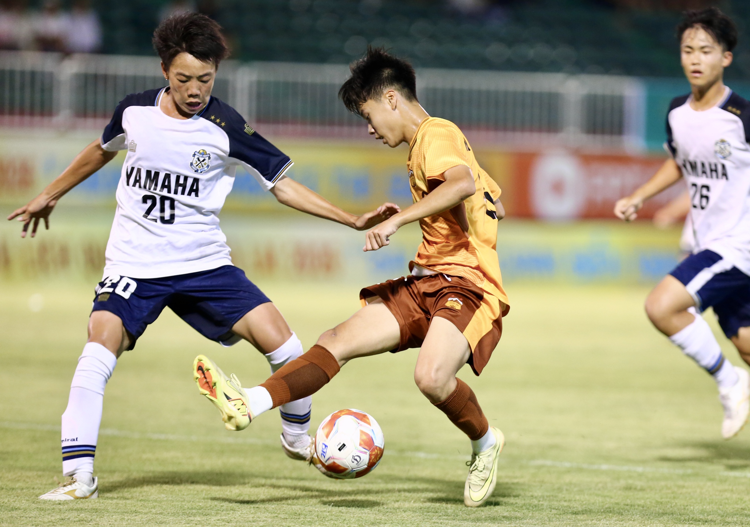 Ch&aacute;u Văn To&agrave;n ghi b&agrave;n gi&uacute;p U14 HAGL thắng đại diện Nhật Bản - Ảnh 5.