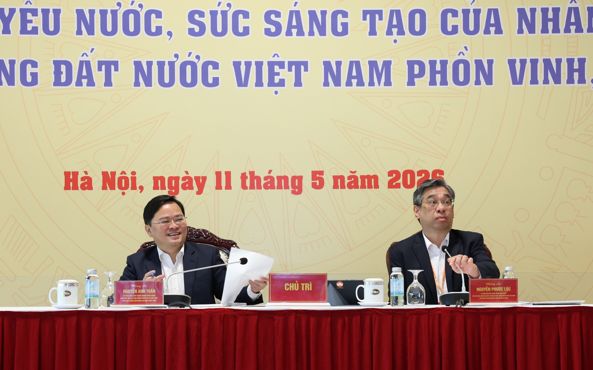 Khơi dậy mạnh mẽ tinh thần yêu nước, sức sáng tạo của nhân dân