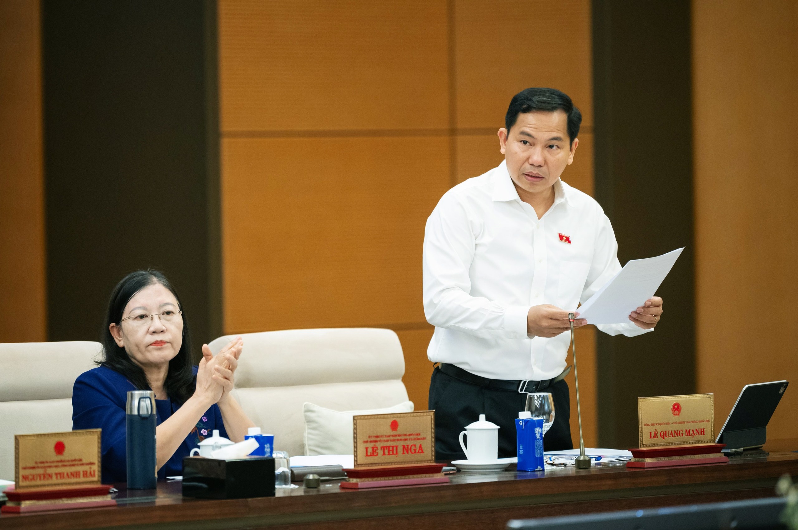 Khai mạc Phi&ecirc;n họp thứ Hai của Ủy ban Thường vụ Quốc hội - Ảnh 2.