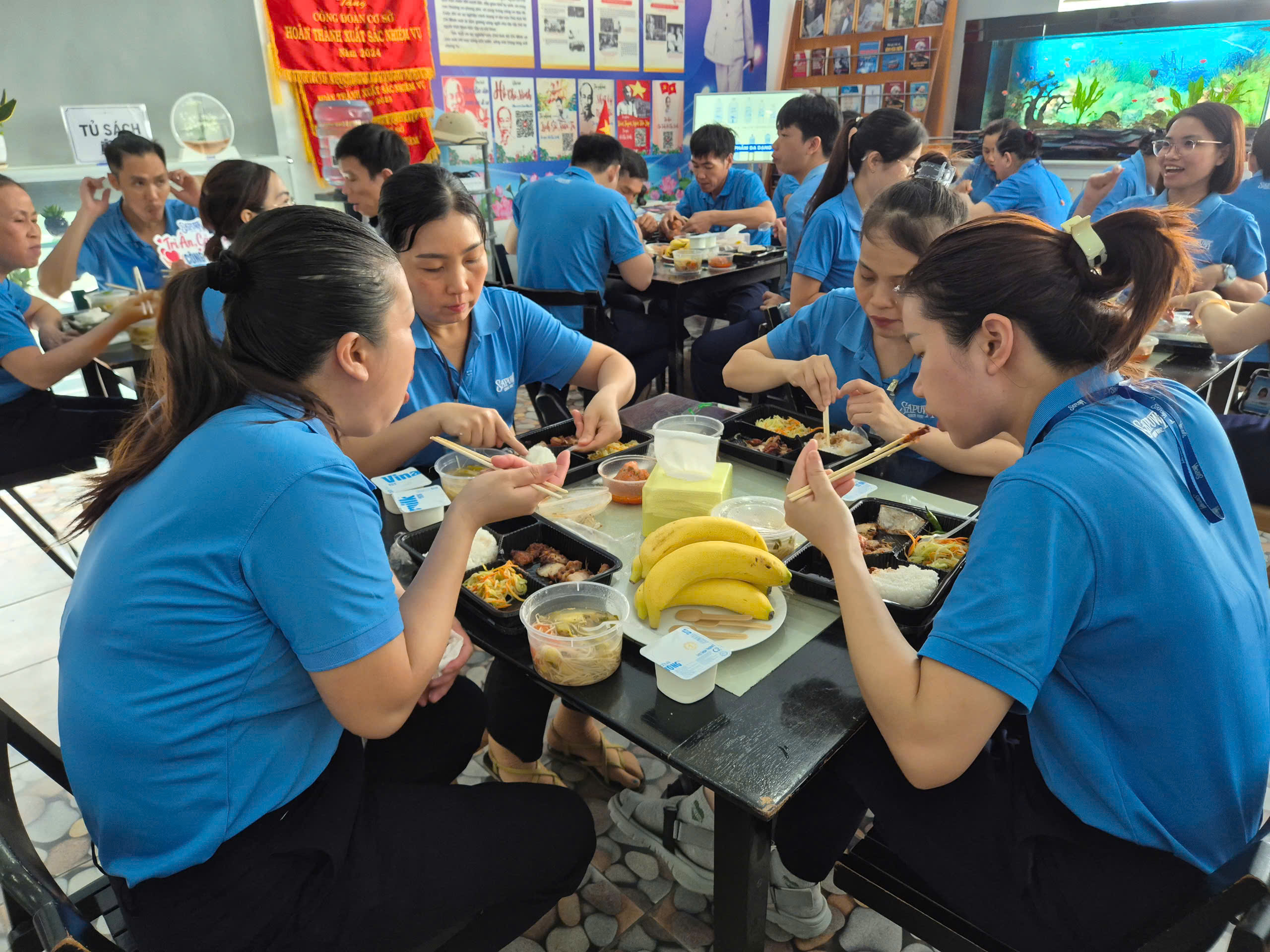 Lắng nghe nguyện vọng người lao động - Ảnh 4.