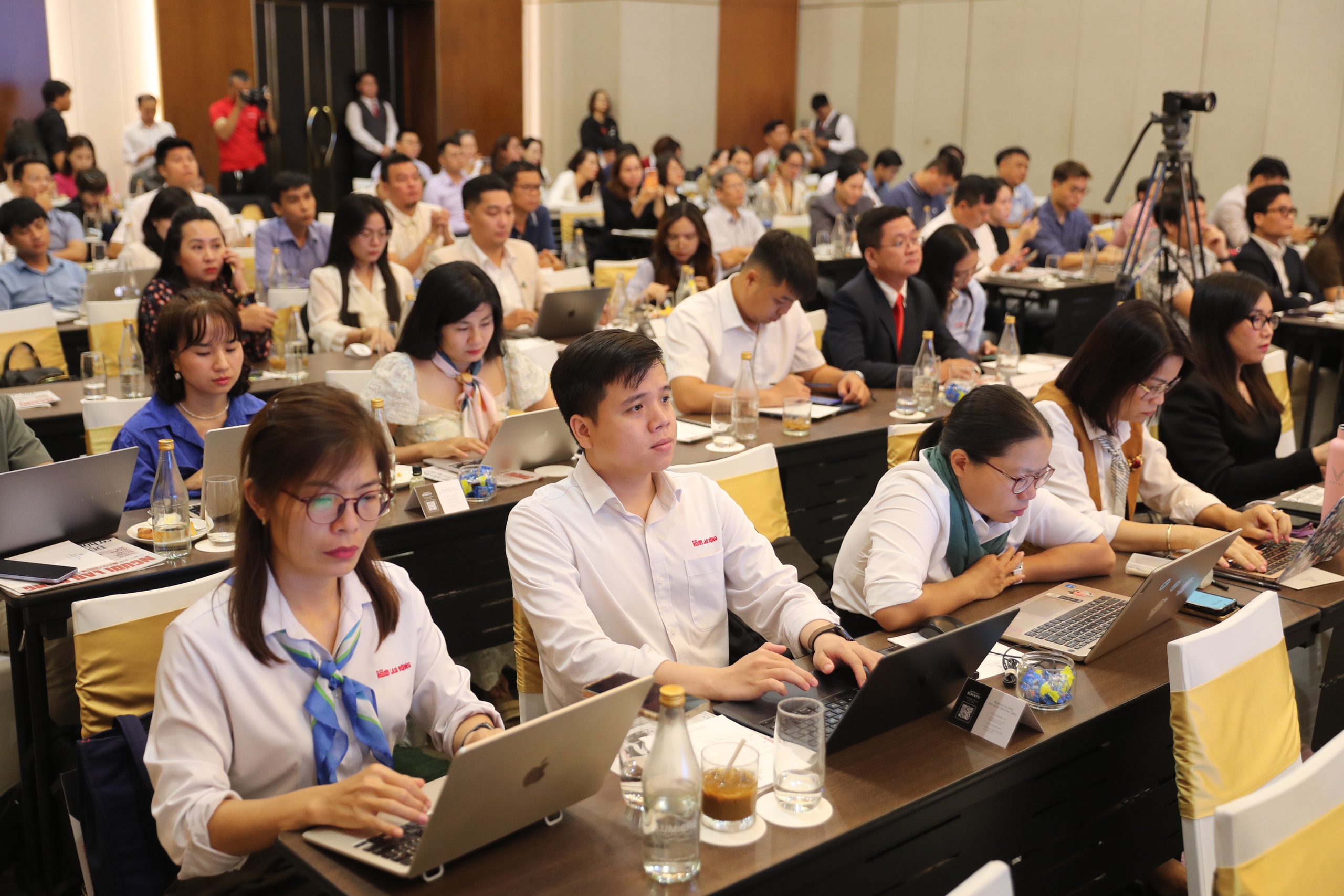 To&agrave;n cảnh hội thảo "Cần Giờ - cực tăng trưởng mới của TPHCM" - Ảnh 5.
