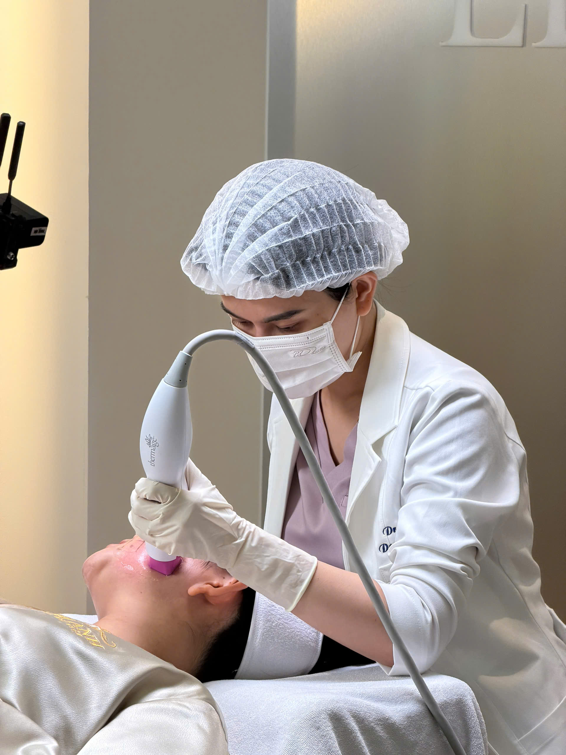 Phẫu thuật thẩm mỹ biến chứng gia tăng: Chế t&agrave;i chưa đủ sức răn đe - Ảnh 3.