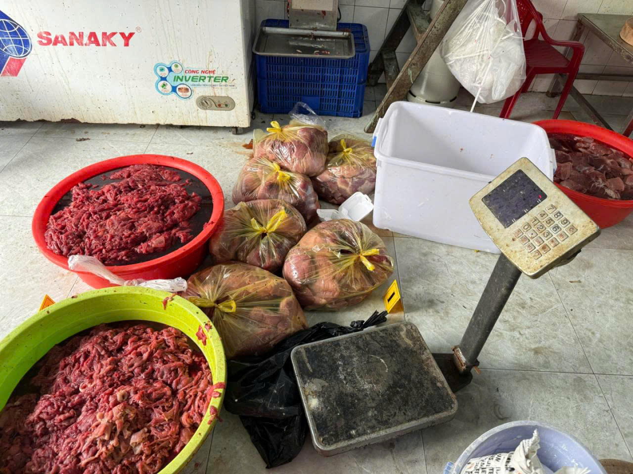 Thị trường thực phẩm và thách thức từ thịt bò giả tại TP HCM năm 2026 - Ảnh 2.