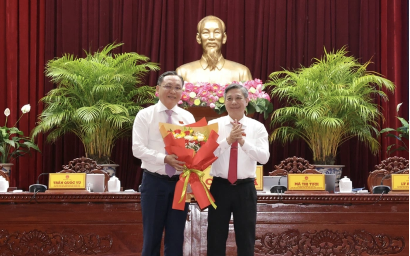 Thủ tướng phê chuẩn kết quả bầu chức vụ Phó Chủ tịch UBND TP Cần Thơ
