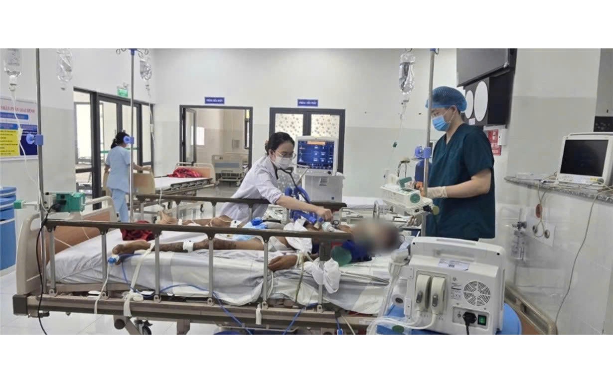 Du kh&aacute;ch đến Hồ Tr&agrave;m th&ecirc;m an t&acirc;m về dịch vụ y tế - Ảnh 2.