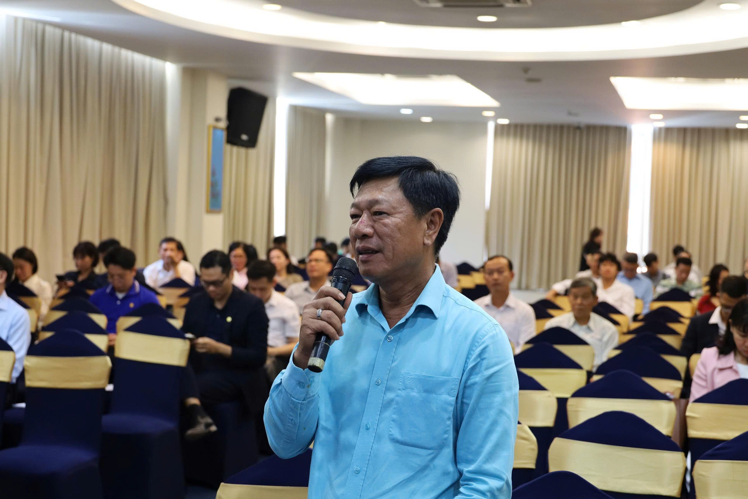Chủ tịch Địa ốc Ho&agrave;ng Qu&acirc;n kh&oacute;c v&igrave; nghị quyết th&aacute;o gỡ kh&oacute; khăn cho doanh nghiệp bất động sản - Ảnh 2.