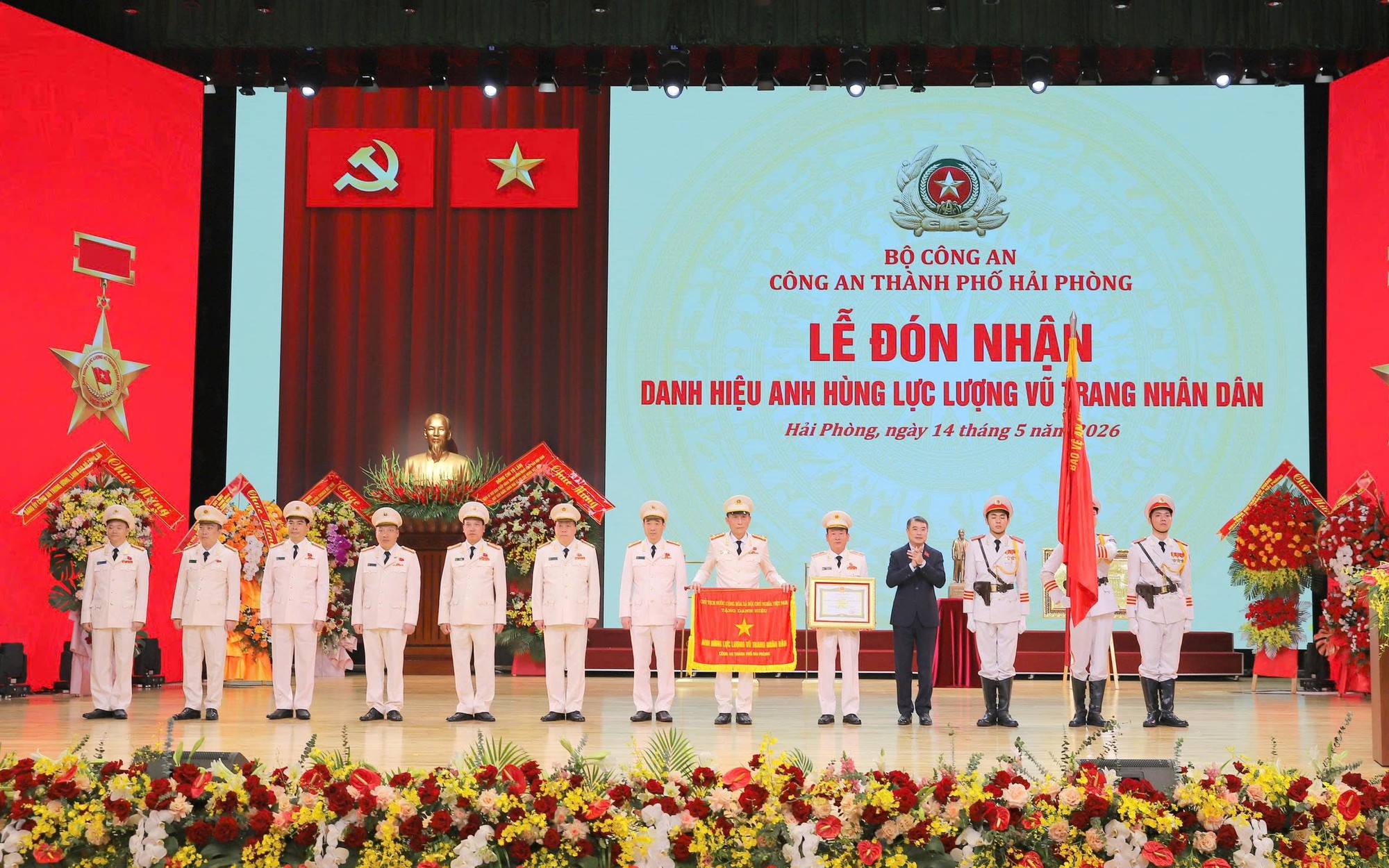 Công an TP Hải Phòng đón nhận danh hiệu Anh hùng lực lượng vũ trang nhân dân