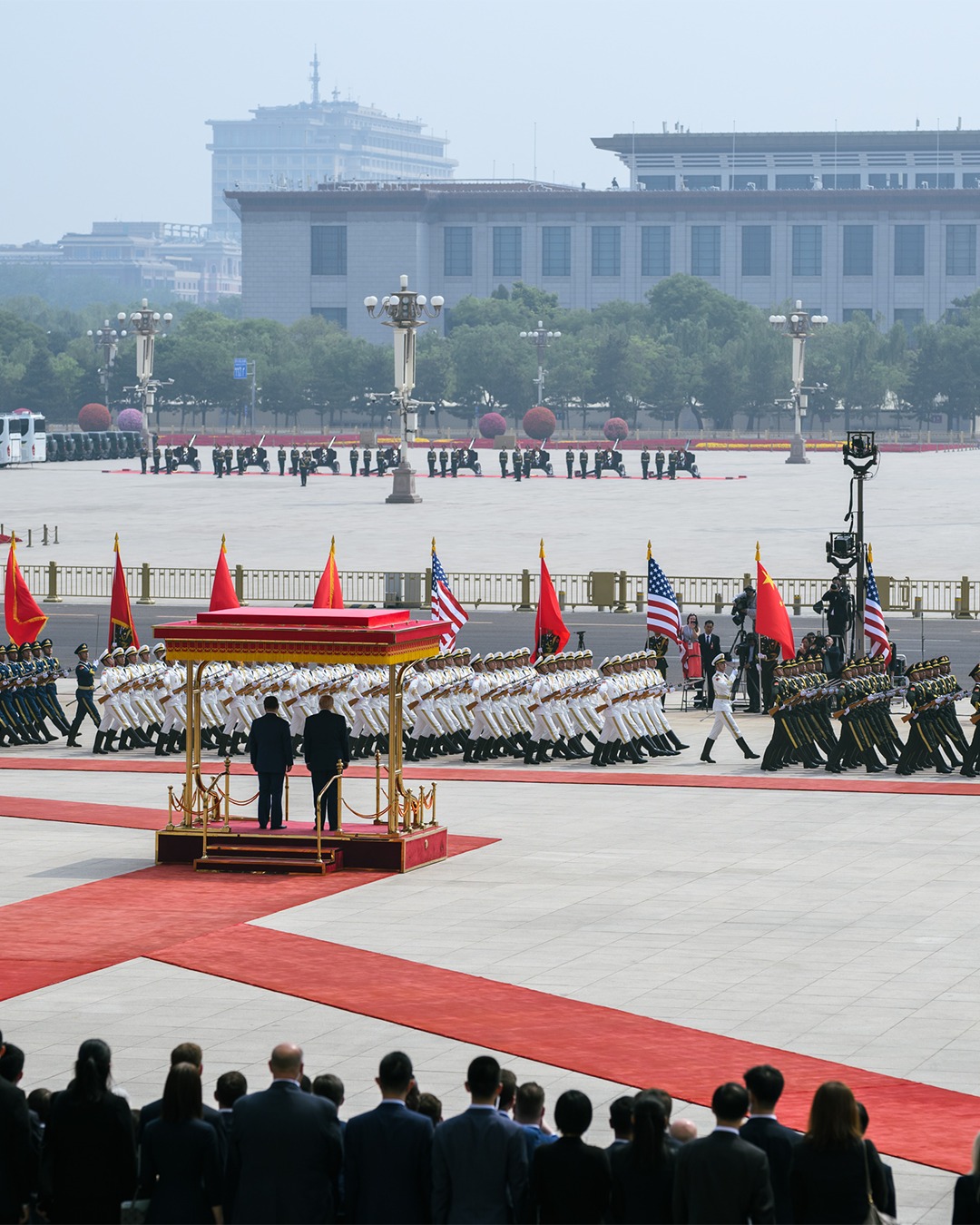 Ngày đầu làm việc tại Bắc Kinh của ông Donald Trump - Ảnh 6.