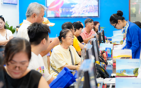 Du lịch dịp hè bắt đầu sôi động