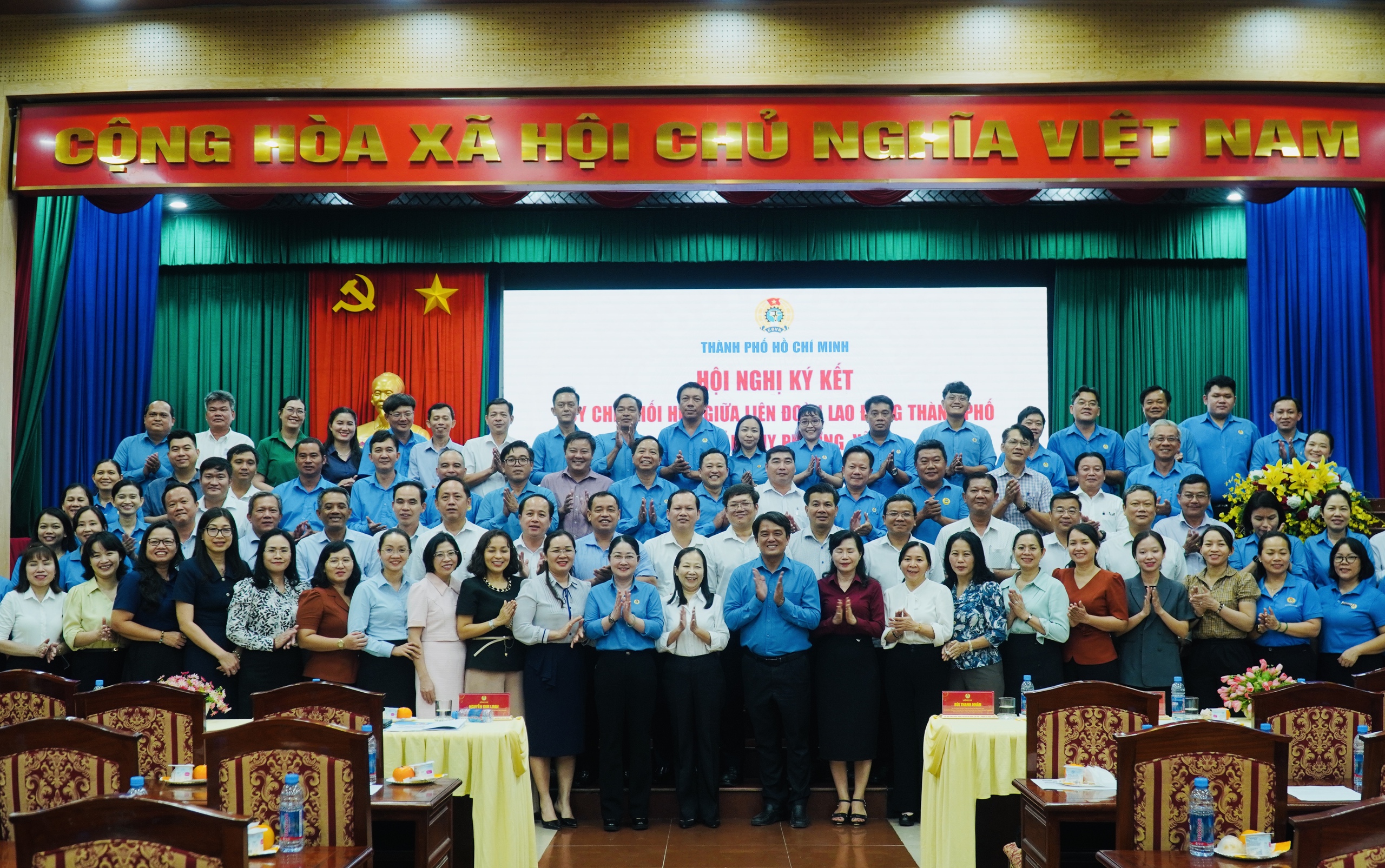 LĐLĐ TPHCM k&yacute; quy chế phối hợp với 36 địa phương khu vực B&igrave;nh Dương cũ - Ảnh 4.