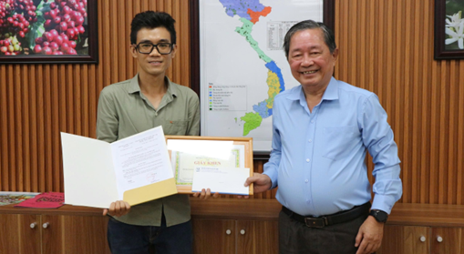 VICOFA khen thưởng người Việt vô địch thử nếm cà phê thế giới - Ảnh 1.
