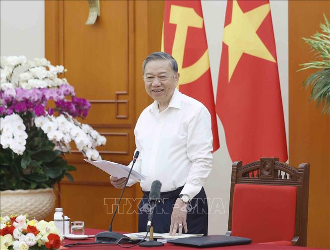 Tổng Bí thư, Chủ tịch nước Tô Lâm: Lý luận không được xa rời đời sống - Ảnh 2.
