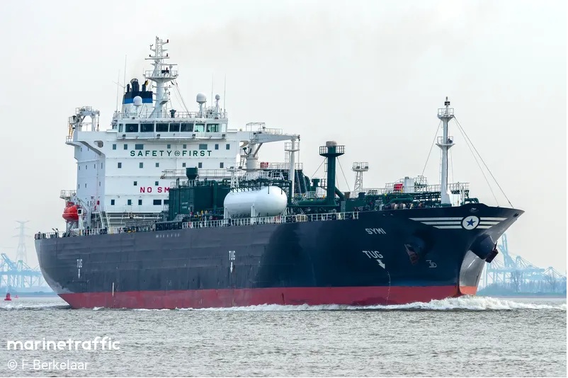 Chiến sự Trung Đ&ocirc;ng ng&agrave;y 14-5: 2 t&agrave;u mang cờ Marshall - Việt Nam vượt Hormuz, 1 t&agrave;u Ấn Độ bị tấn c&ocirc;ng - Ảnh 1.