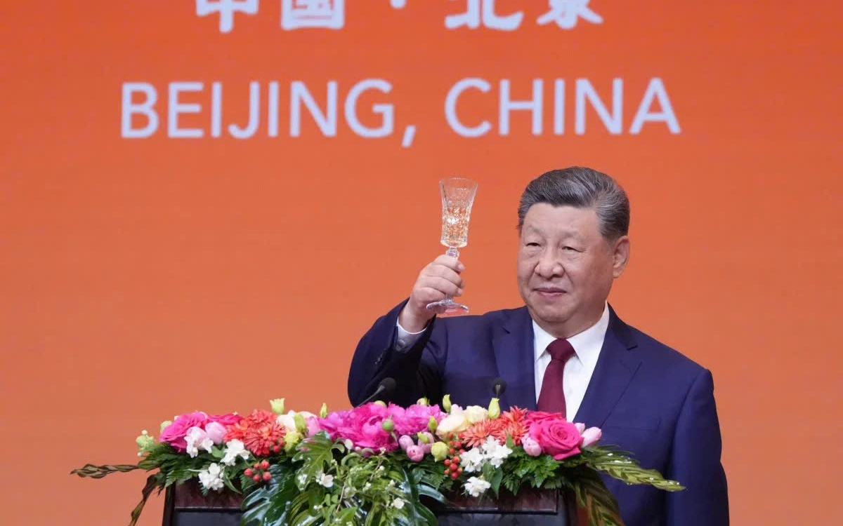 Trung Quốc tổ chức quốc yến chiêu đãi ông Donald Trump