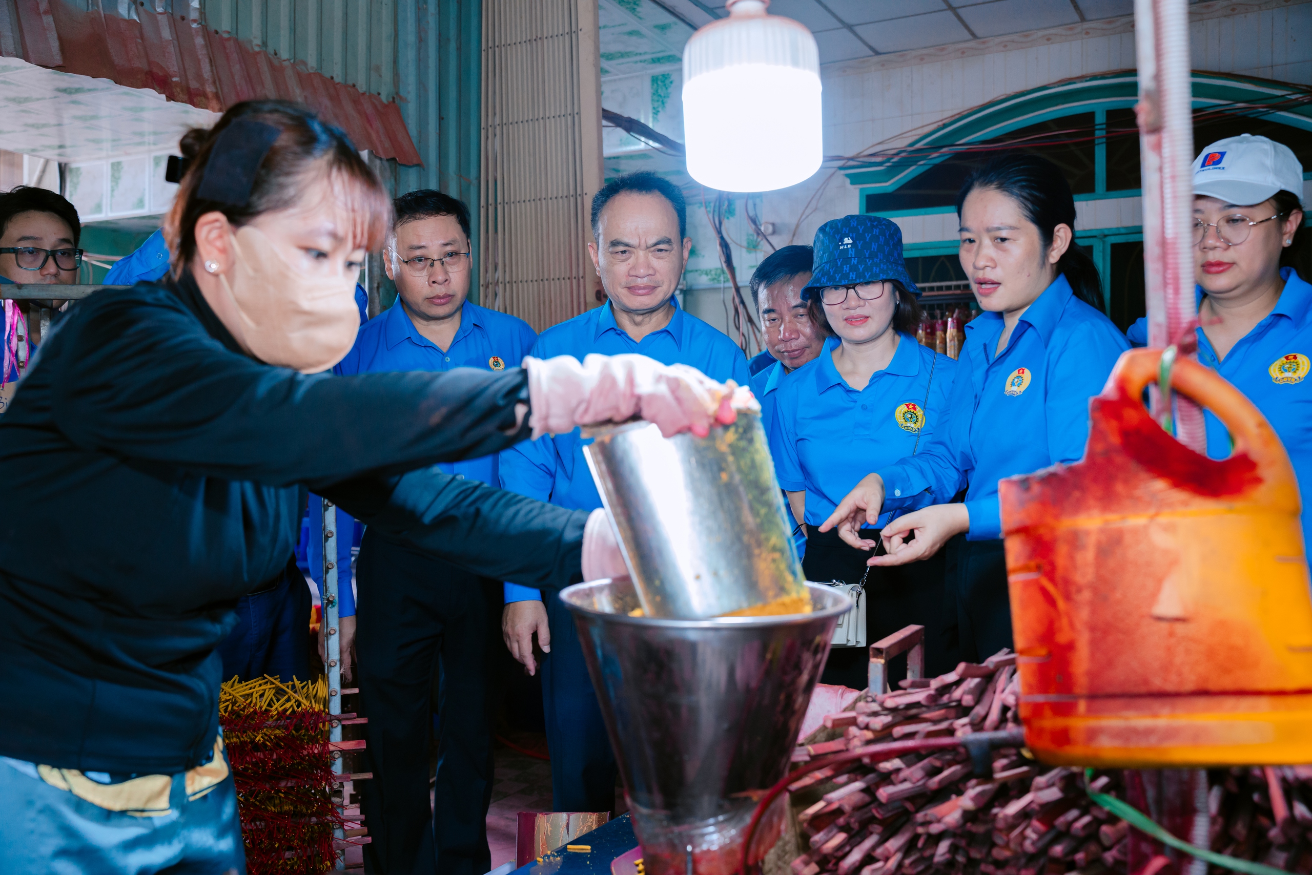 Xã Bình Lợi, TPHCM: Tri ân người lao động bằng những hoạt động thiết thực, nghĩa tình - Ảnh 2.