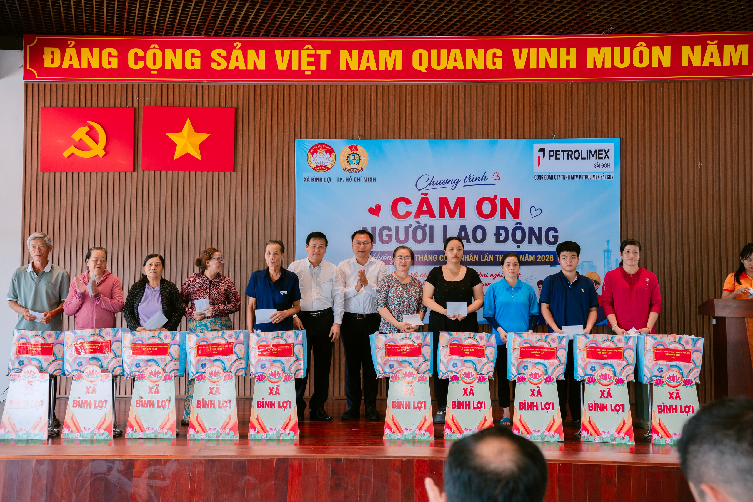 Xã Bình Lợi, TPHCM: Tri ân người lao động bằng những hoạt động thiết thực, nghĩa tình - Ảnh 10.